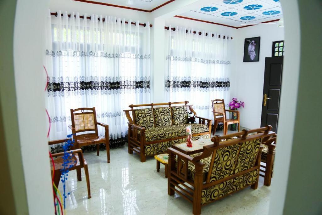 Indusara Villa בנטוטה מראה חיצוני תמונה